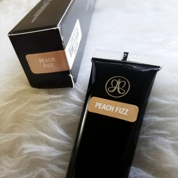 ABH *Peach Fizz* Liquid Glow Highlight - Picture 5 of 10